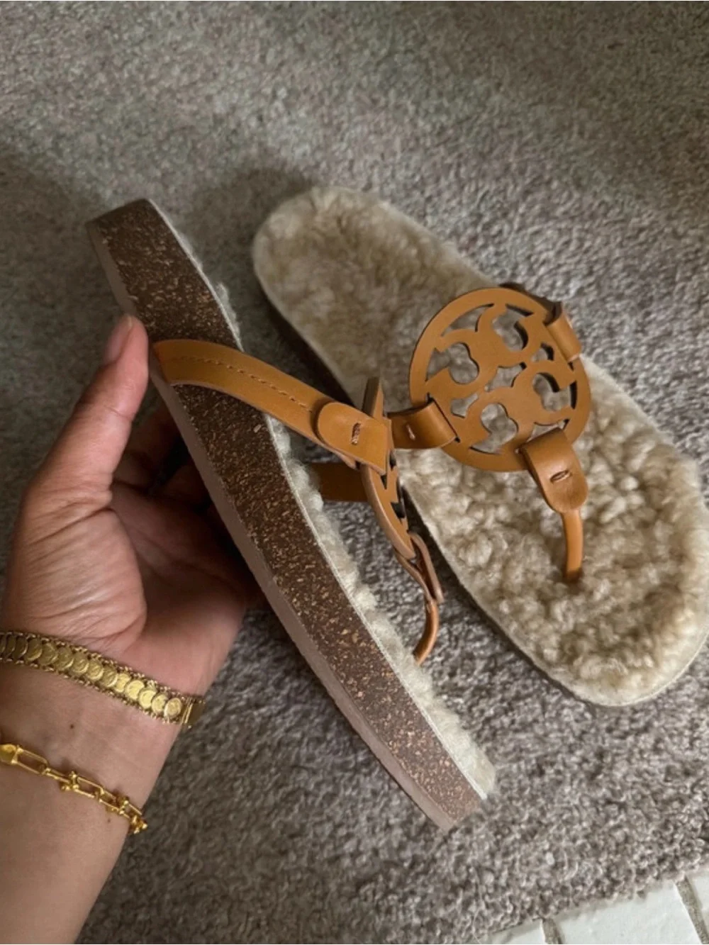 Tory Burch cloud miller Style Shearling-Trim Leather Thong Sandals NWT